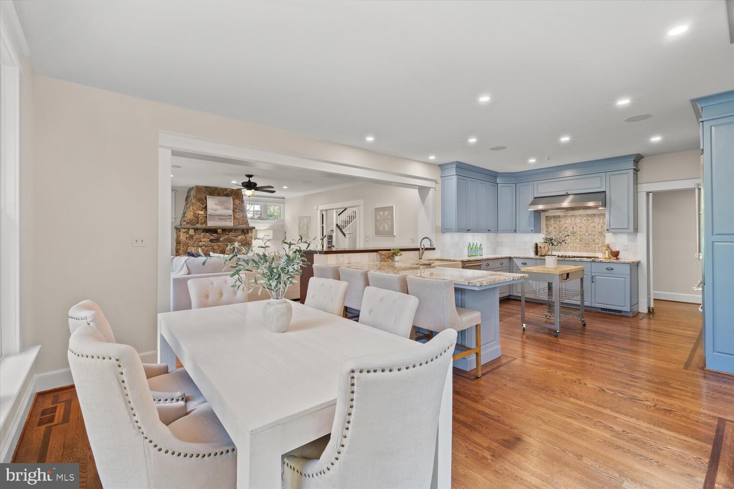 SOMERSET - Residential