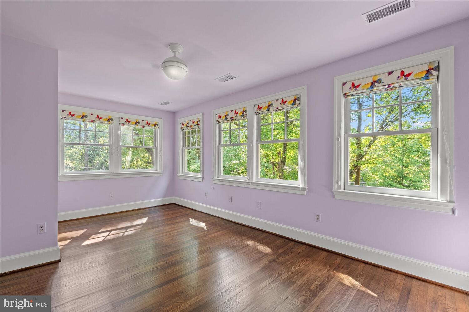 SOMERSET - Residential