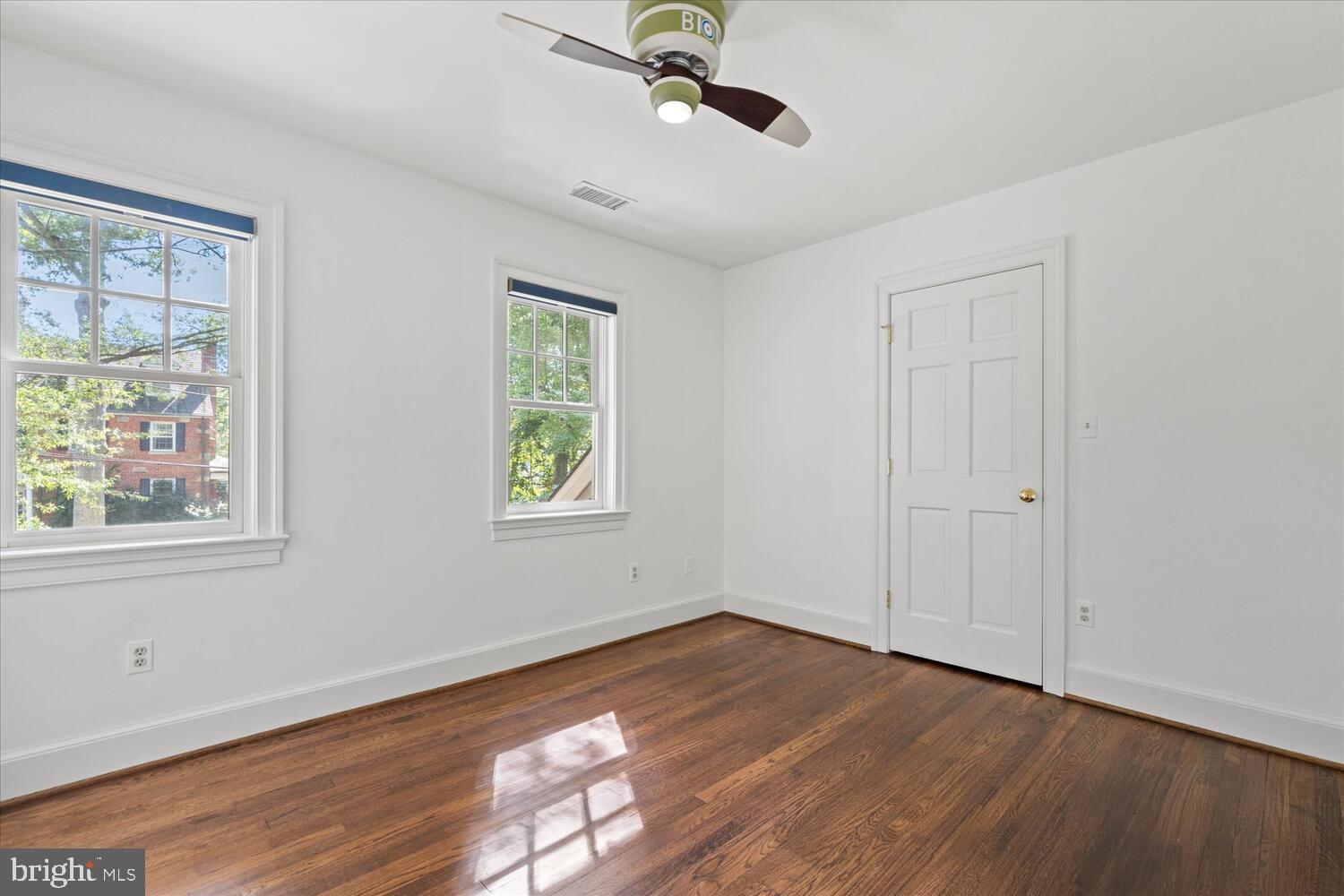 SOMERSET - Residential