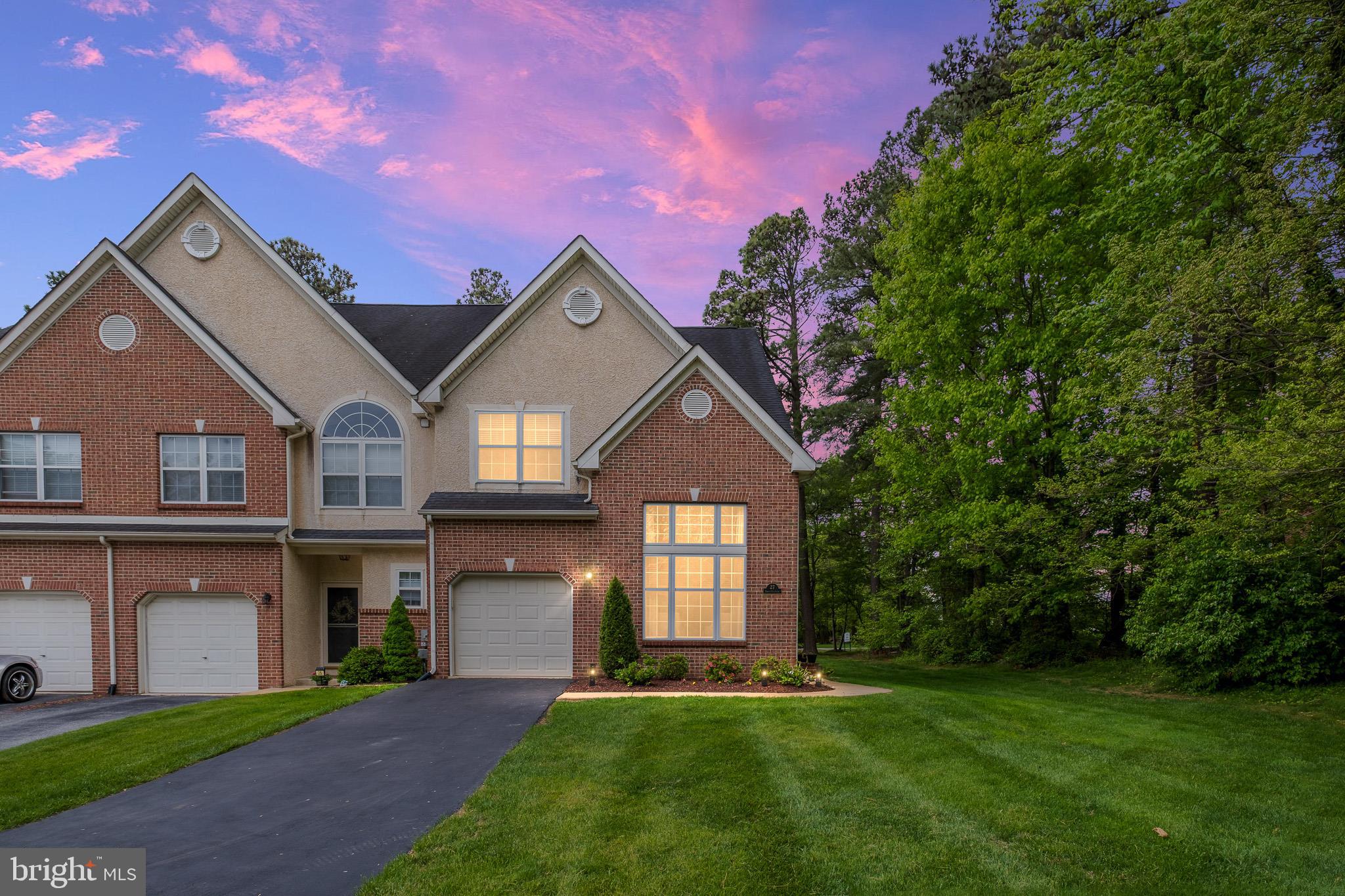 27 FOREST GATE LANE