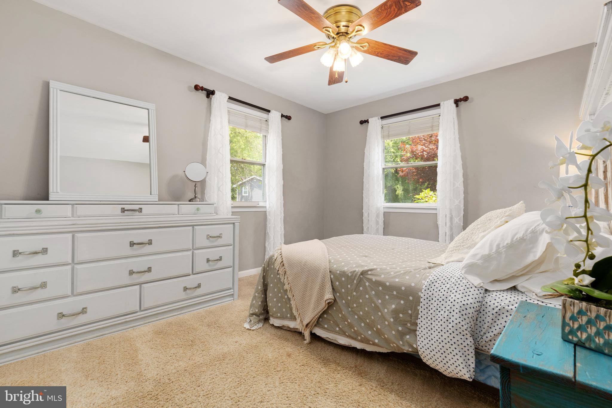 HOLLY HILL HARBOR - Residential