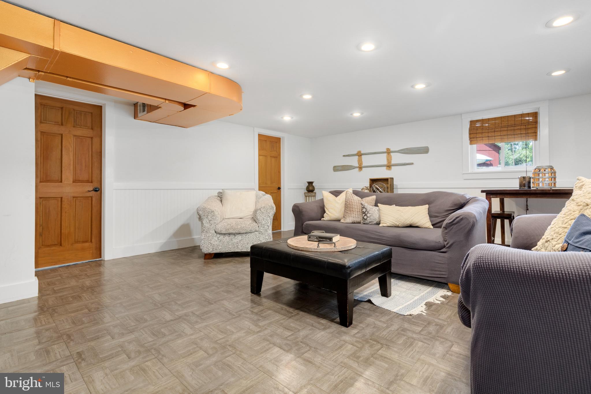 HOLLY HILL HARBOR - Residential