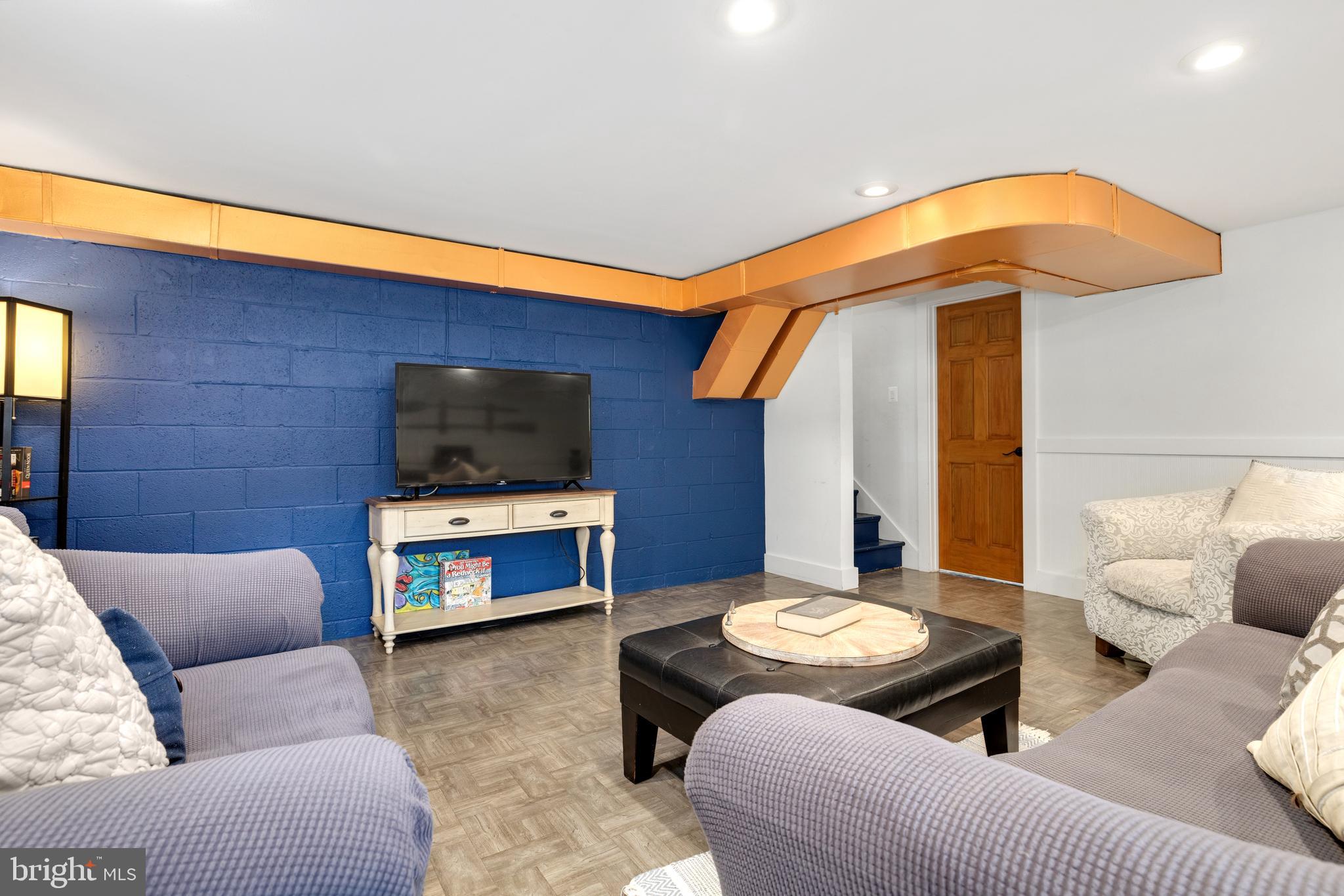 HOLLY HILL HARBOR - Residential