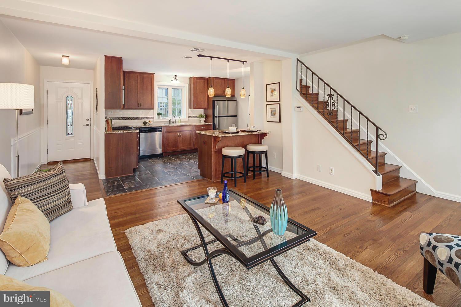 WARWICK VILLAGE - Residential