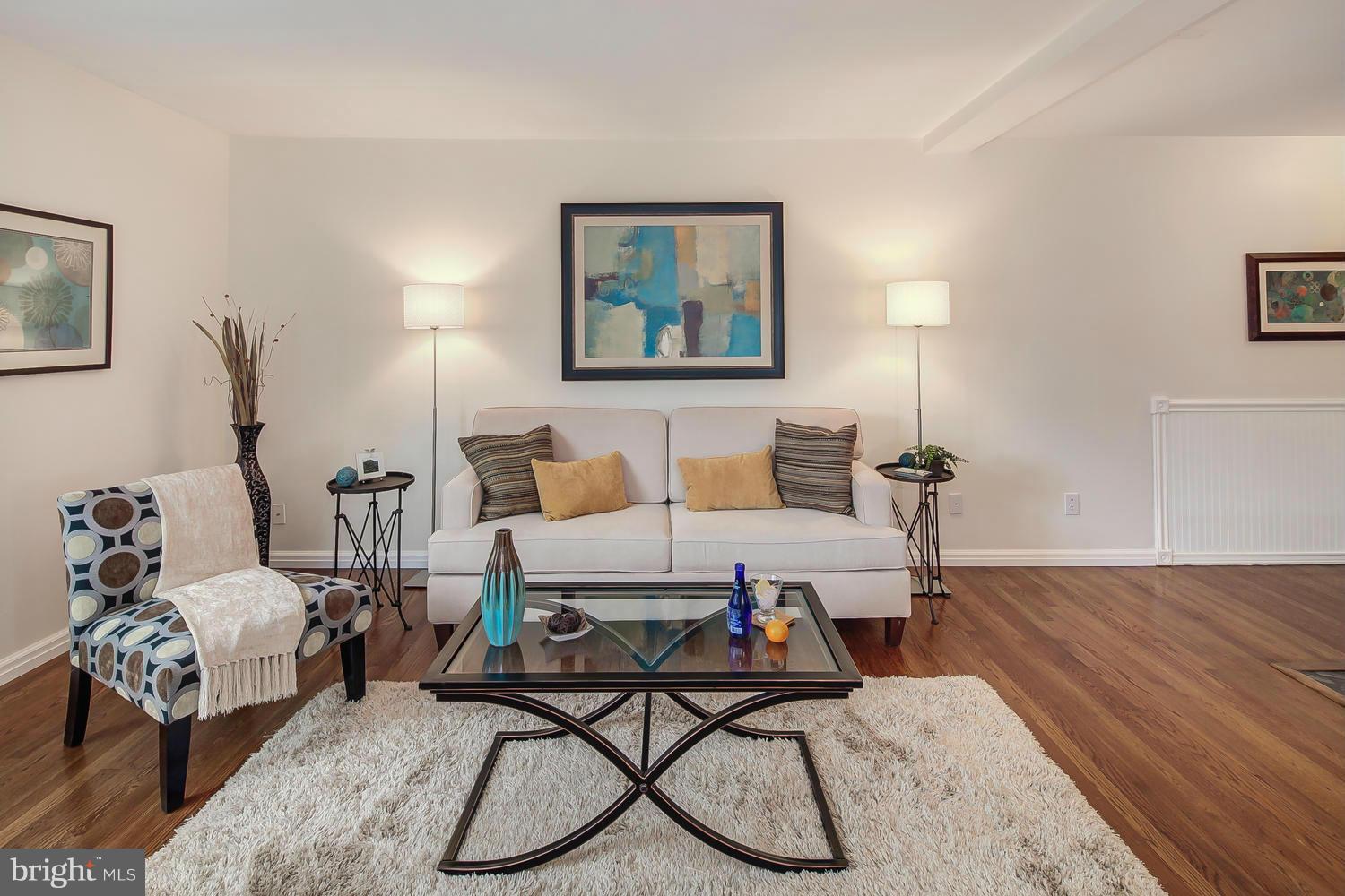 WARWICK VILLAGE - Residential