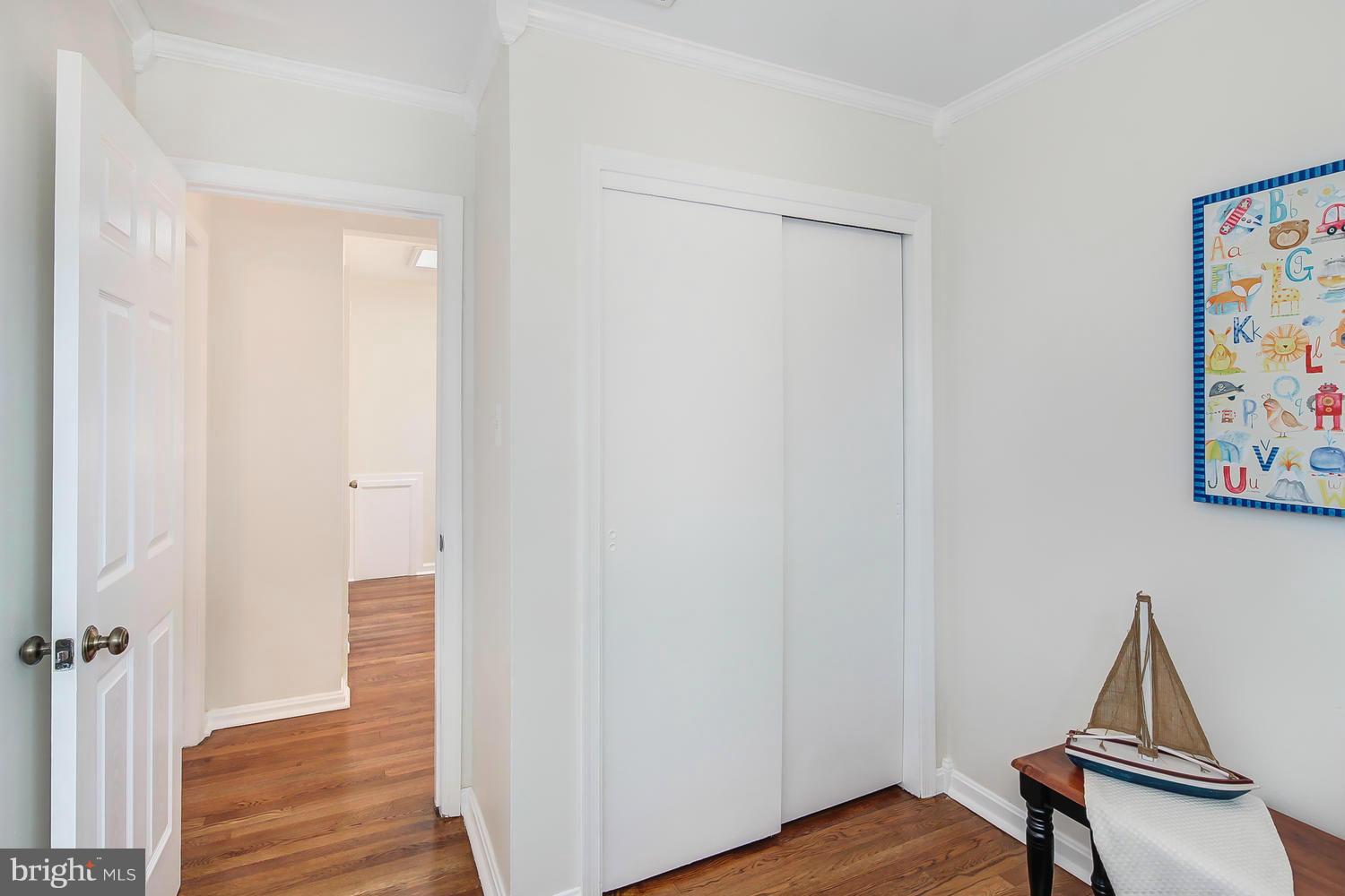 WARWICK VILLAGE - Residential