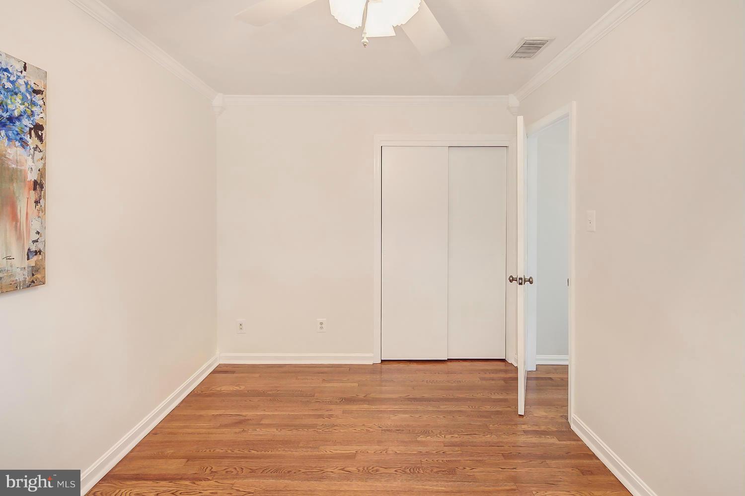 WARWICK VILLAGE - Residential