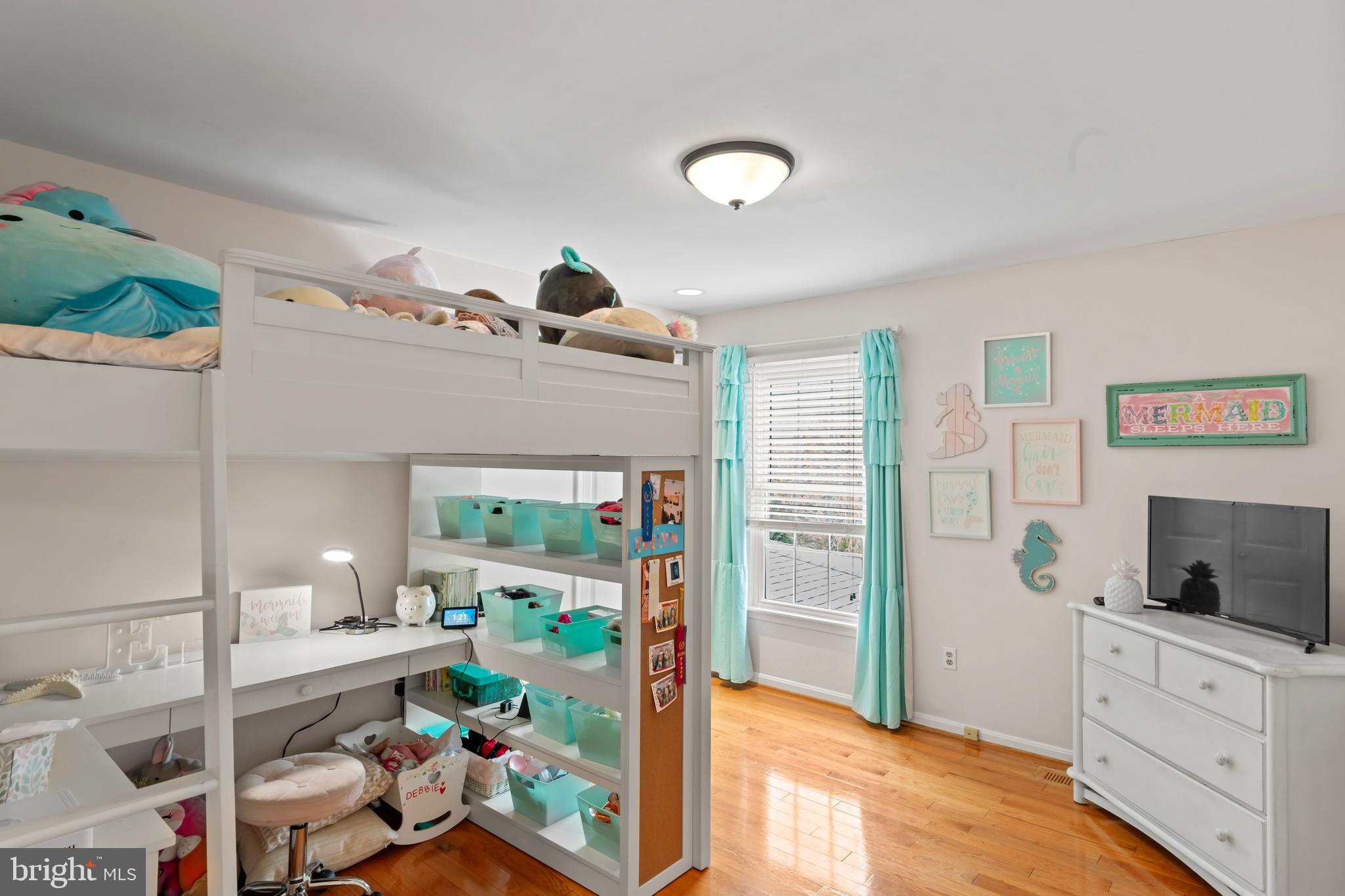 MOUNT HEBRON - Residential