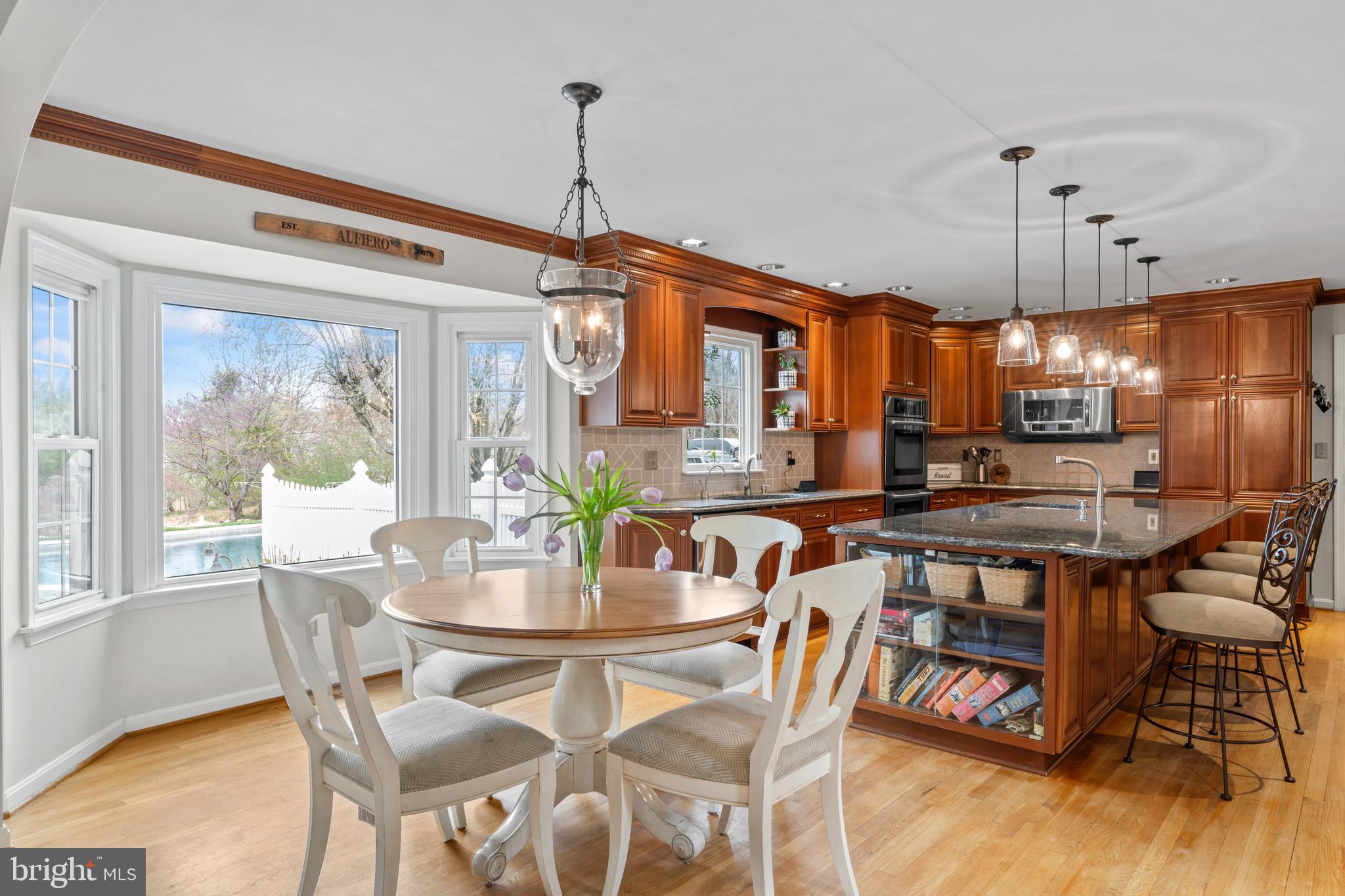 MOUNT HEBRON - Residential