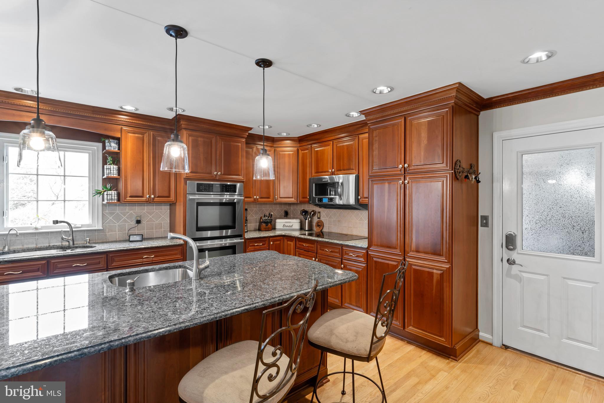 MOUNT HEBRON - Residential