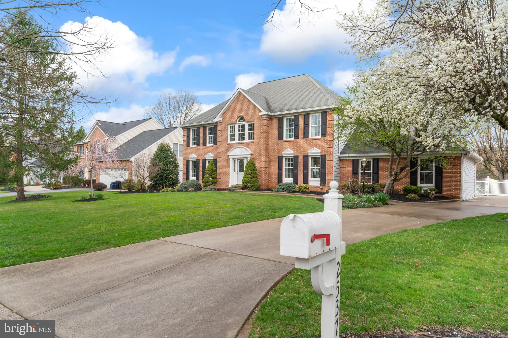 MOUNT HEBRON - Residential