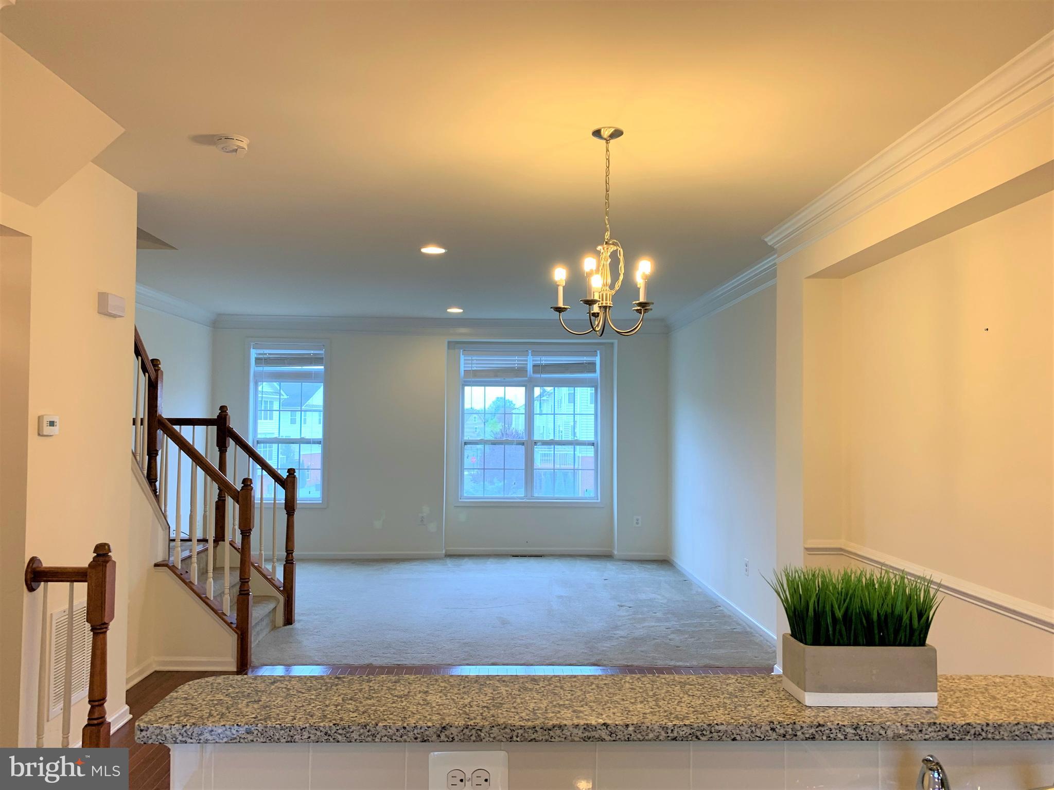 LOUDOUN VALLEY ESTATES 2 - Residential Lease