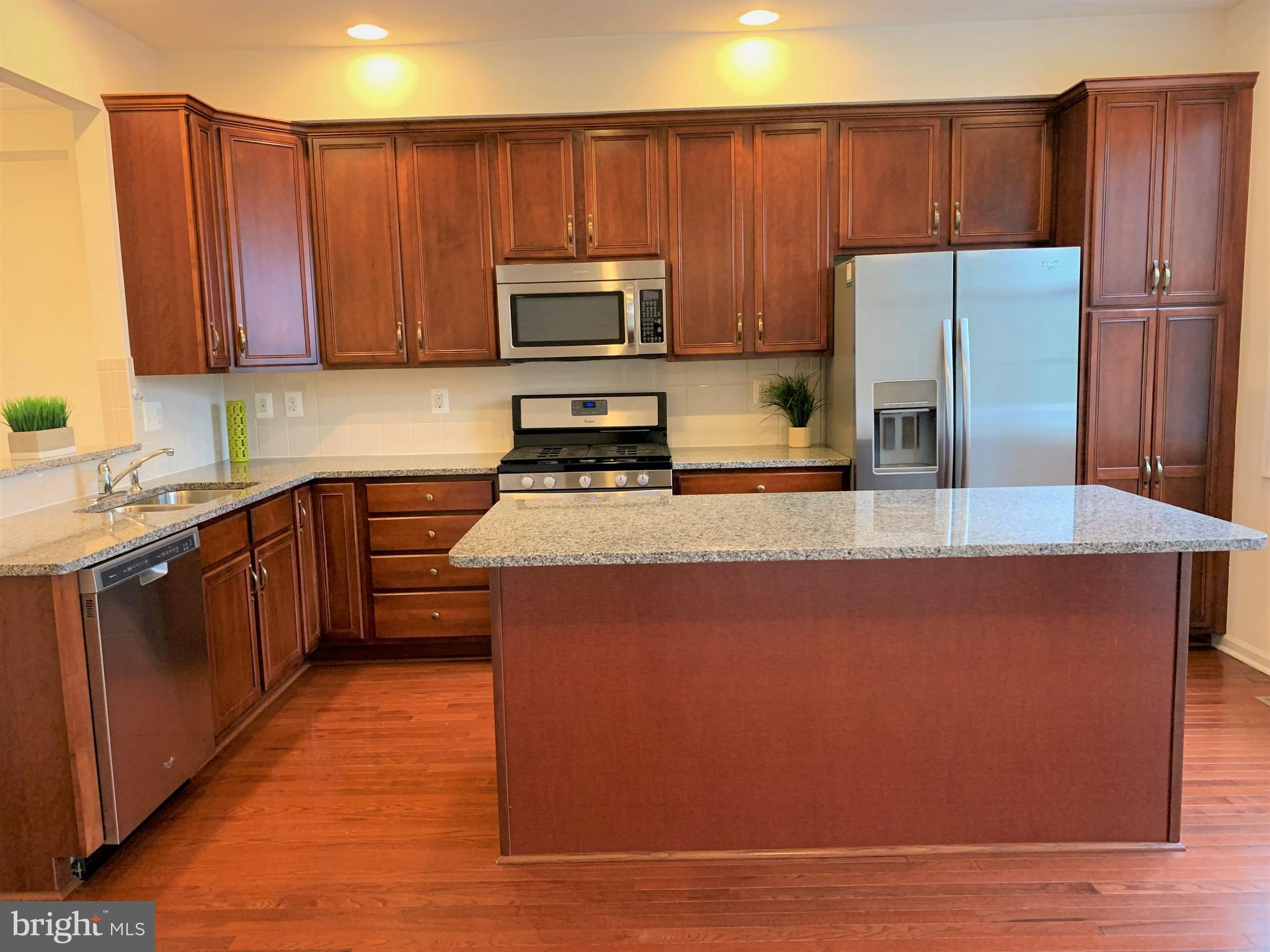 LOUDOUN VALLEY ESTATES 2 - Residential Lease