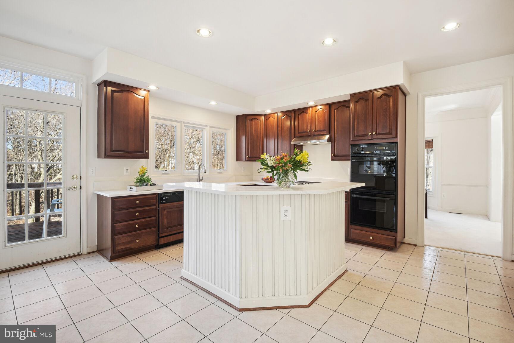 PINEY GLEN VILLAGE - Residential