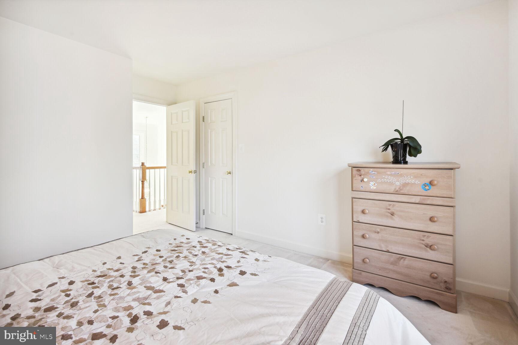 PINEY GLEN VILLAGE - Residential