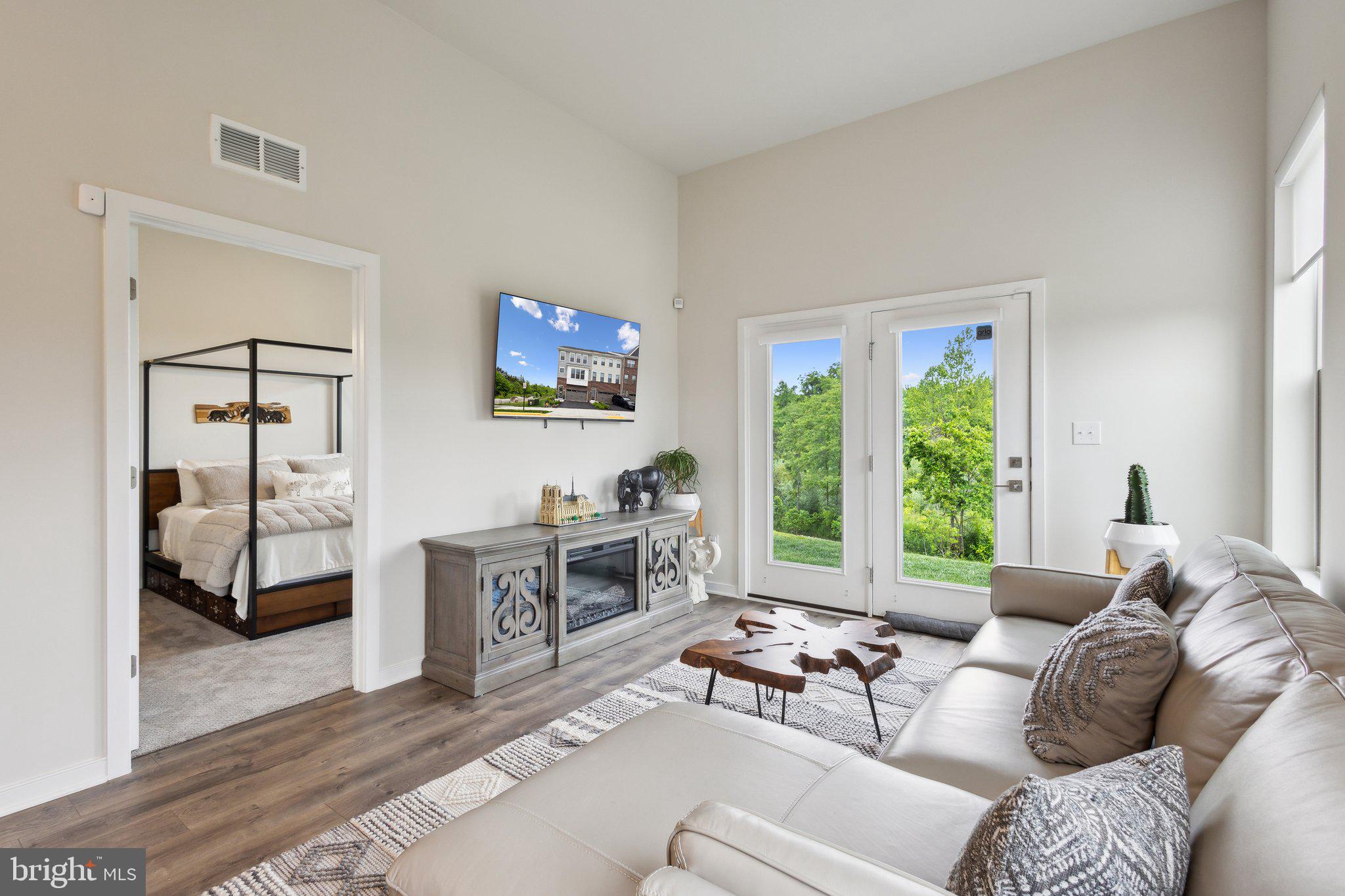 2627 LOGANBERRY DRIVE
