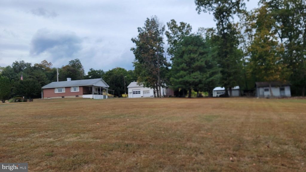 Photo of 201 Mountain Drive, FREDERICKSBURG, PA 17026 (MLS # PALN2023014)
