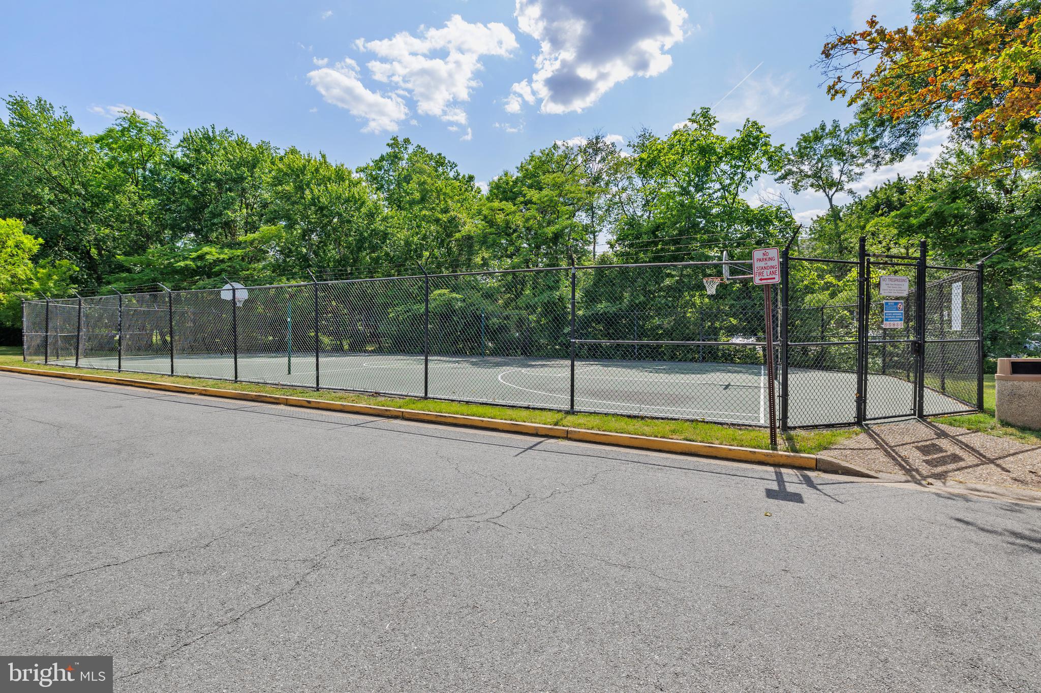 BELLE VIEW CONDOMINIUMS - Residential