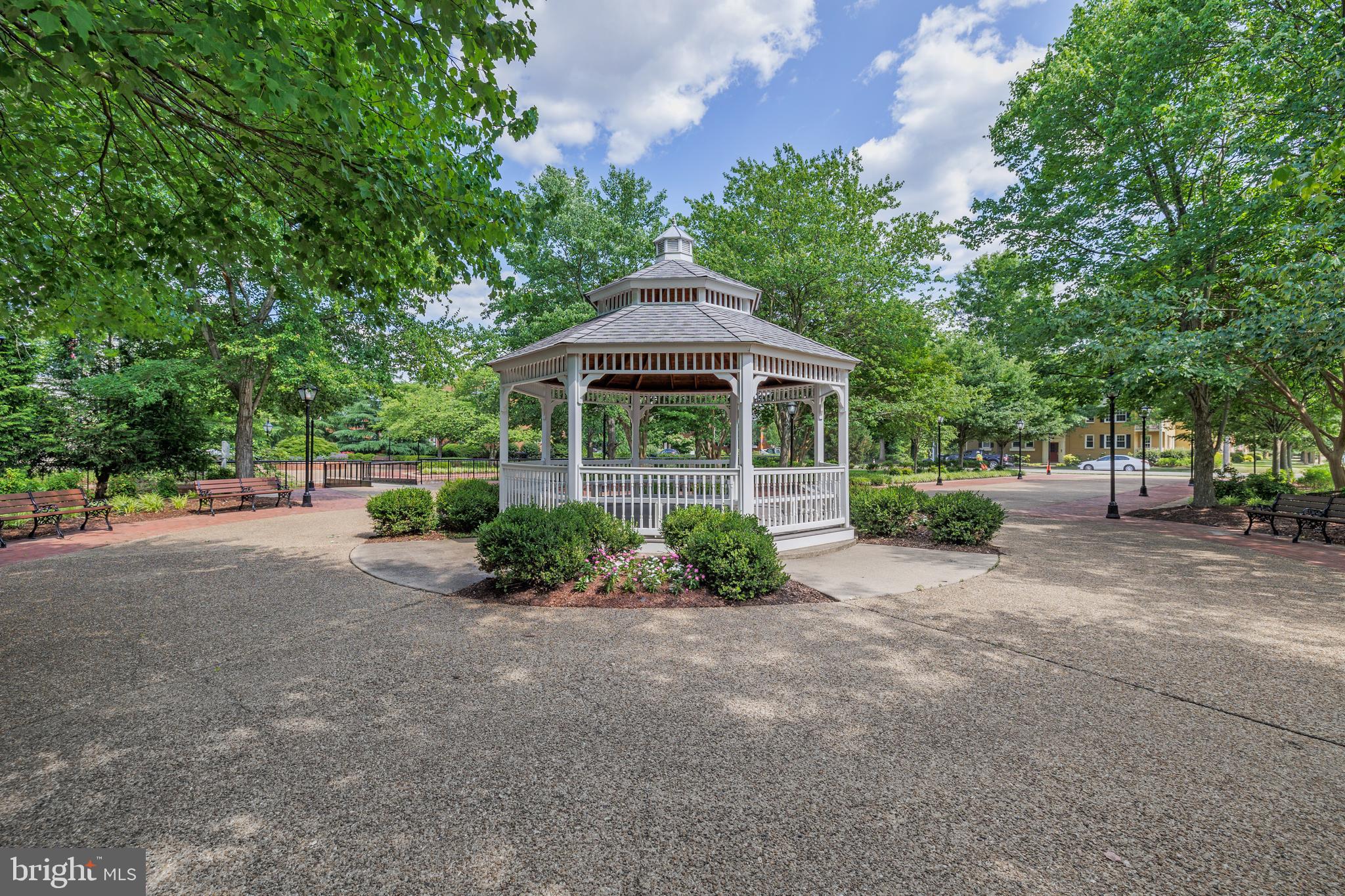 BELLE VIEW CONDOMINIUMS - Residential