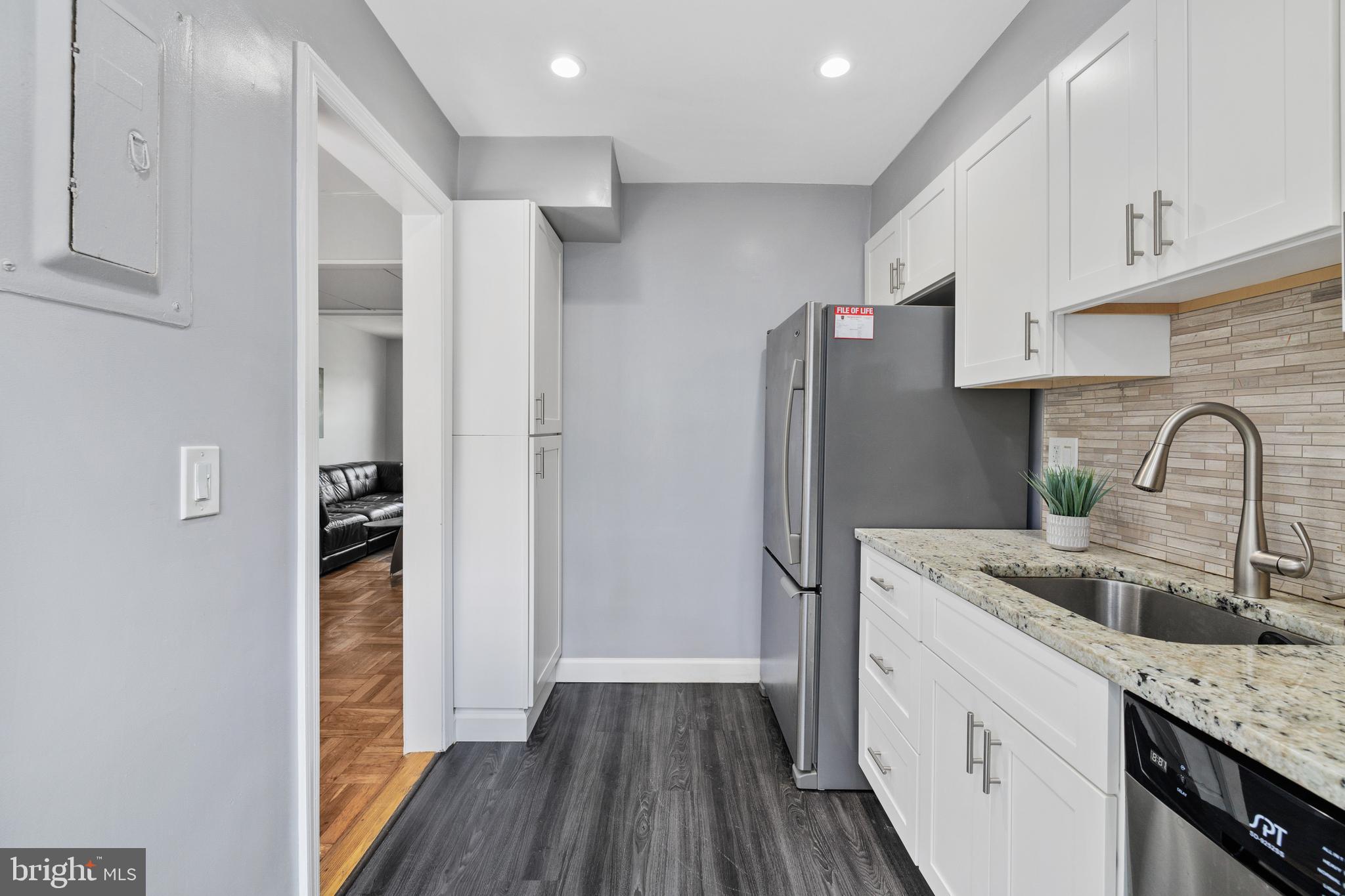 BELLE VIEW CONDOMINIUMS - Residential