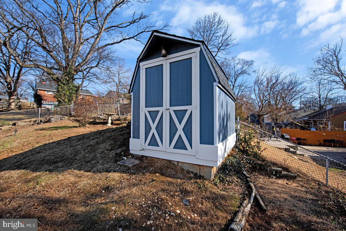 DEFENSE HEIGHTS - Residential