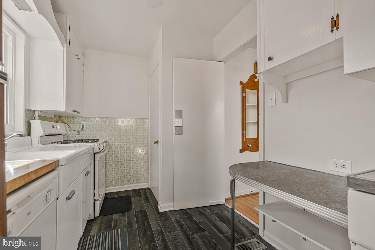 DEFENSE HEIGHTS - Residential