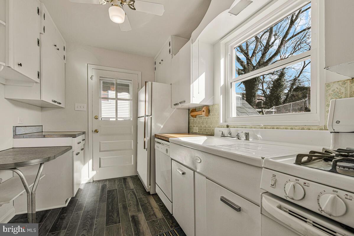 DEFENSE HEIGHTS - Residential