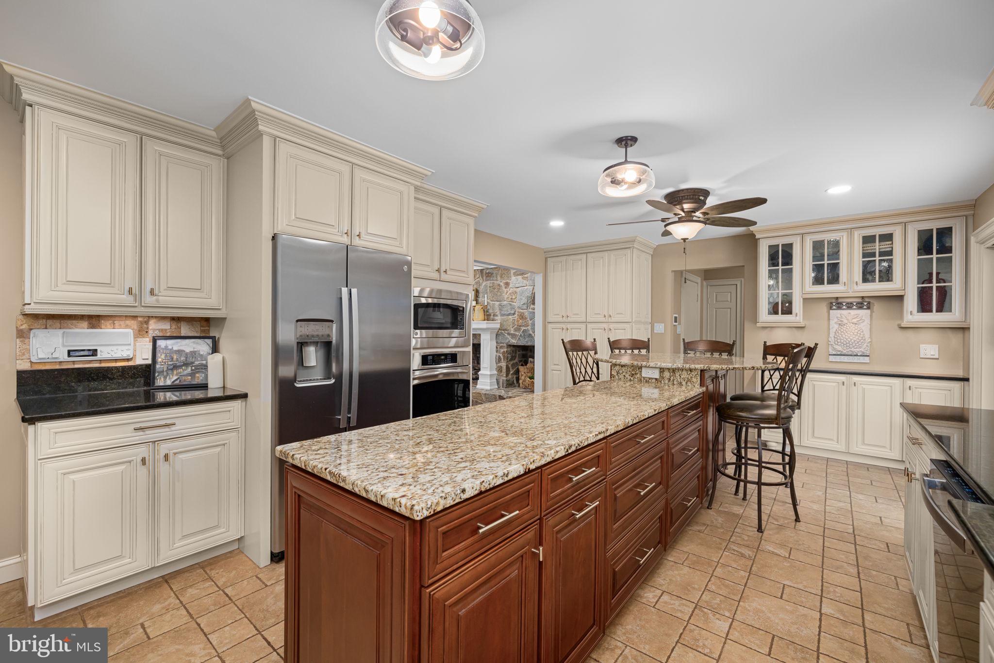 SHADOWALK - Residential