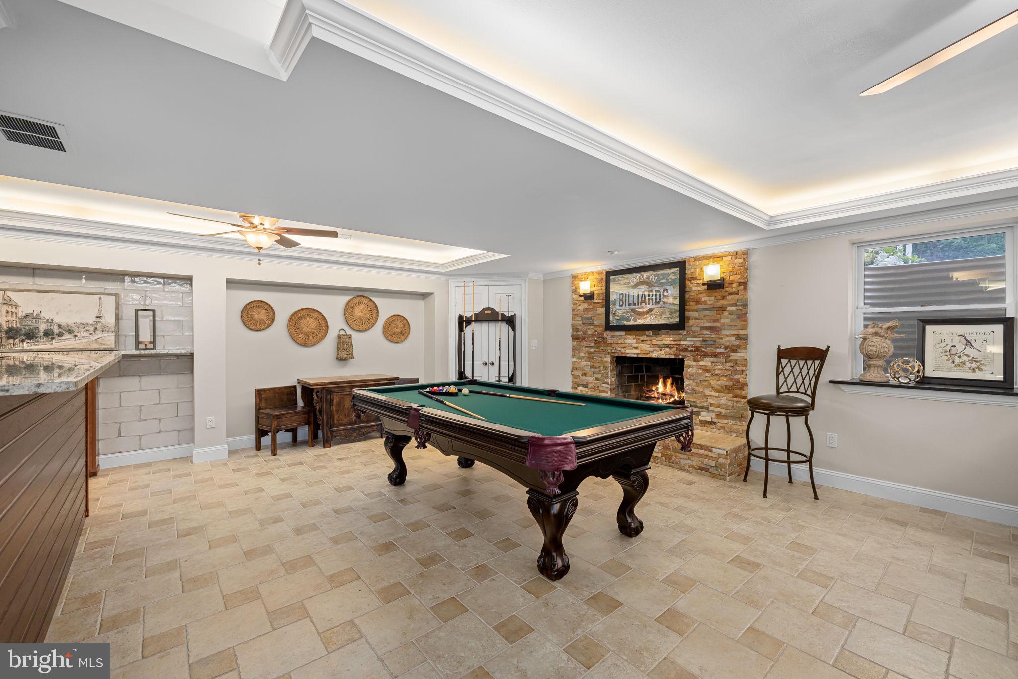 SHADOWALK - Residential