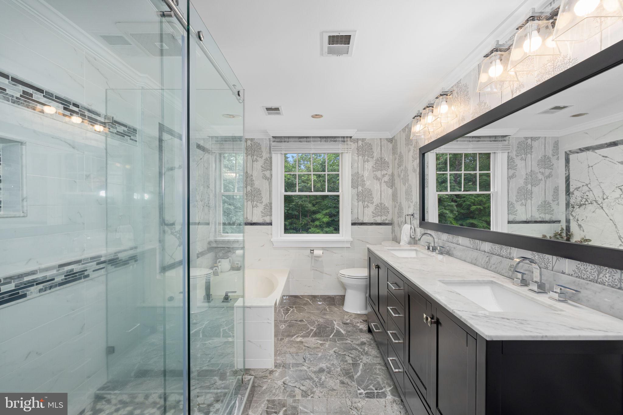 SHADOWALK - Residential