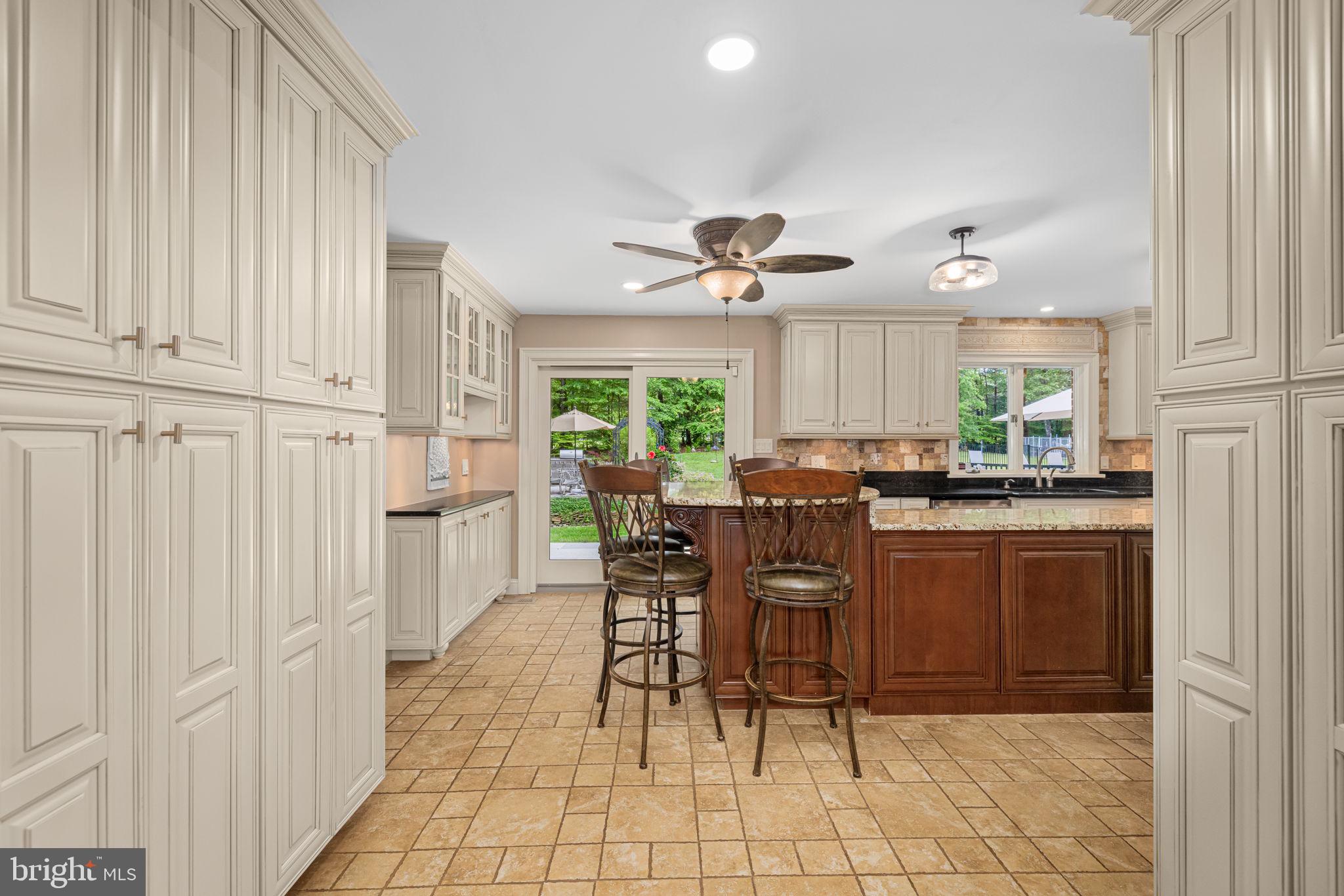 SHADOWALK - Residential