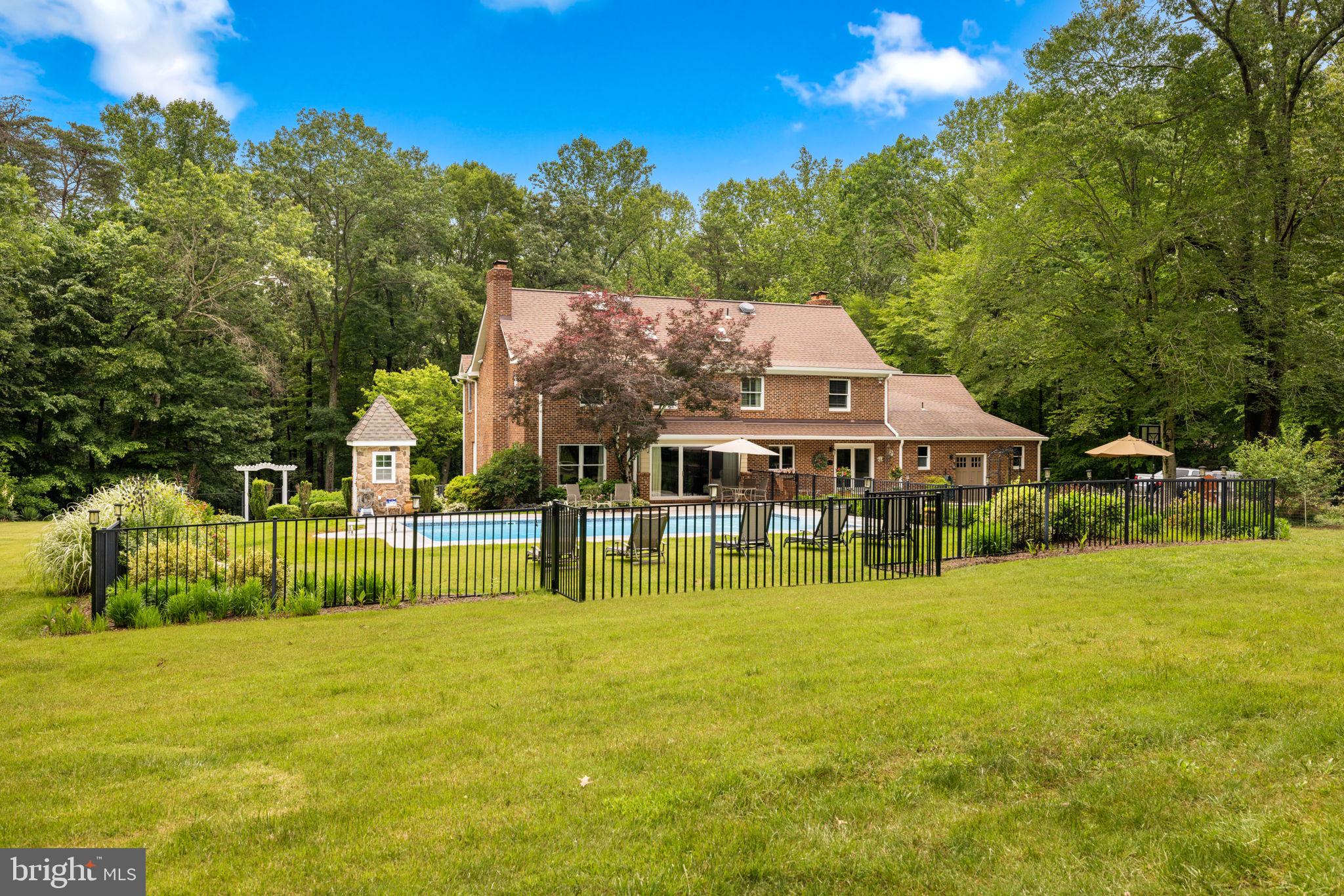 SHADOWALK - Residential