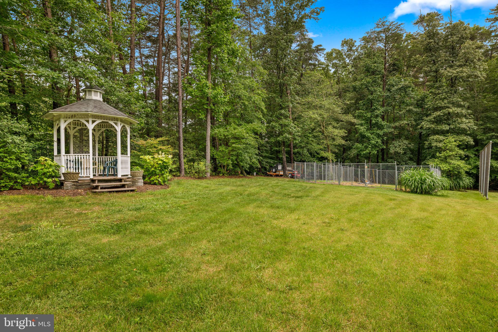 SHADOWALK - Residential