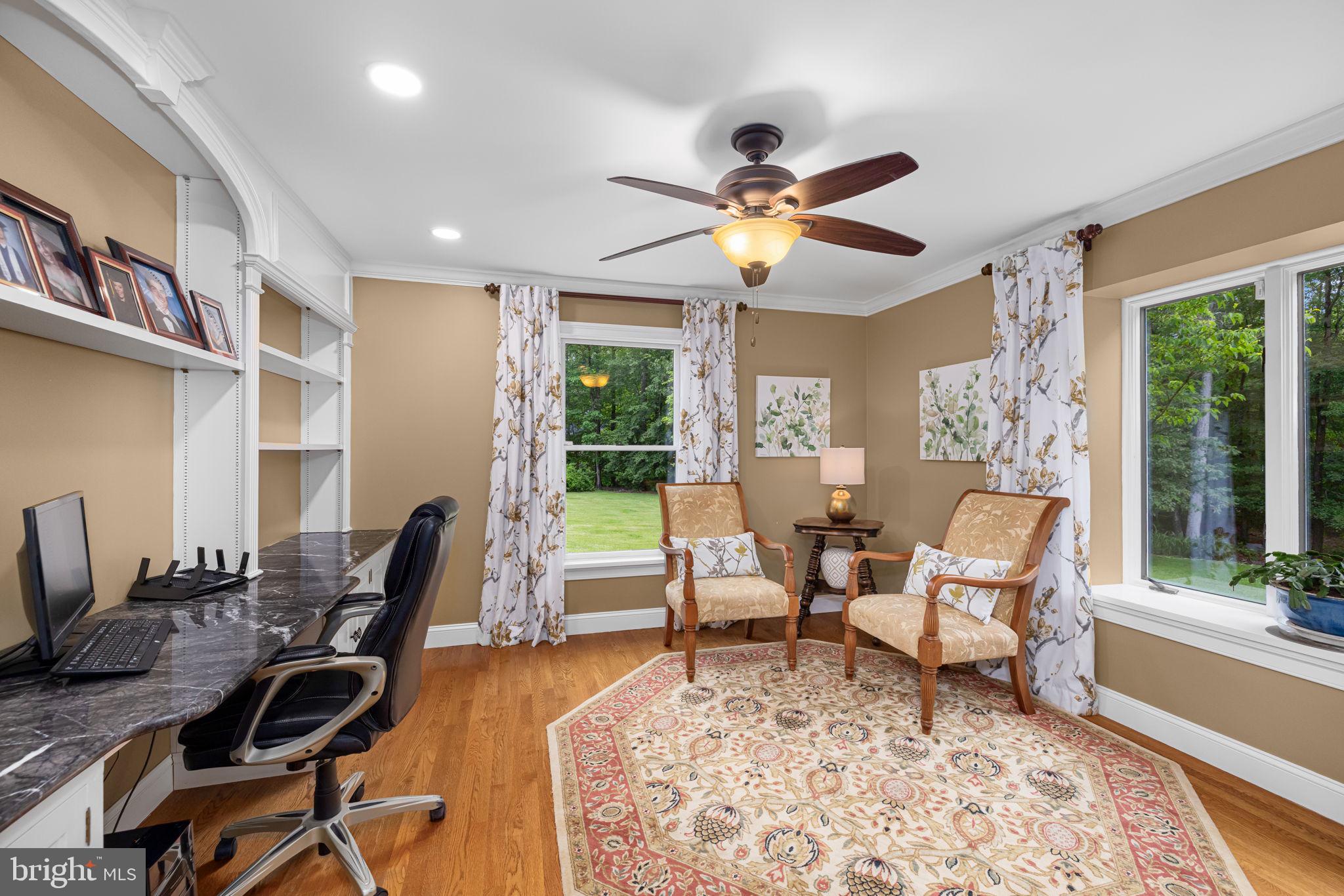 SHADOWALK - Residential