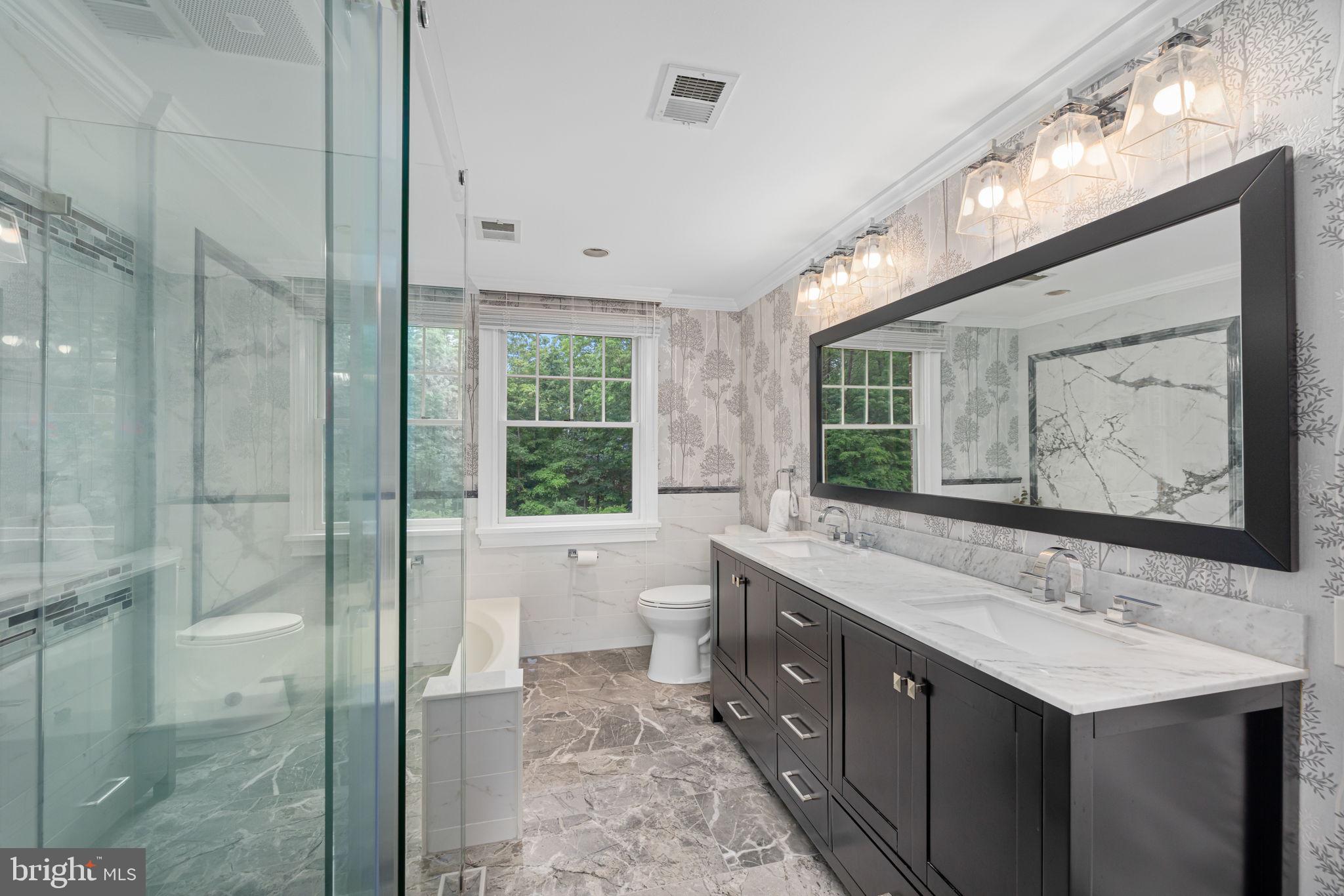 SHADOWALK - Residential