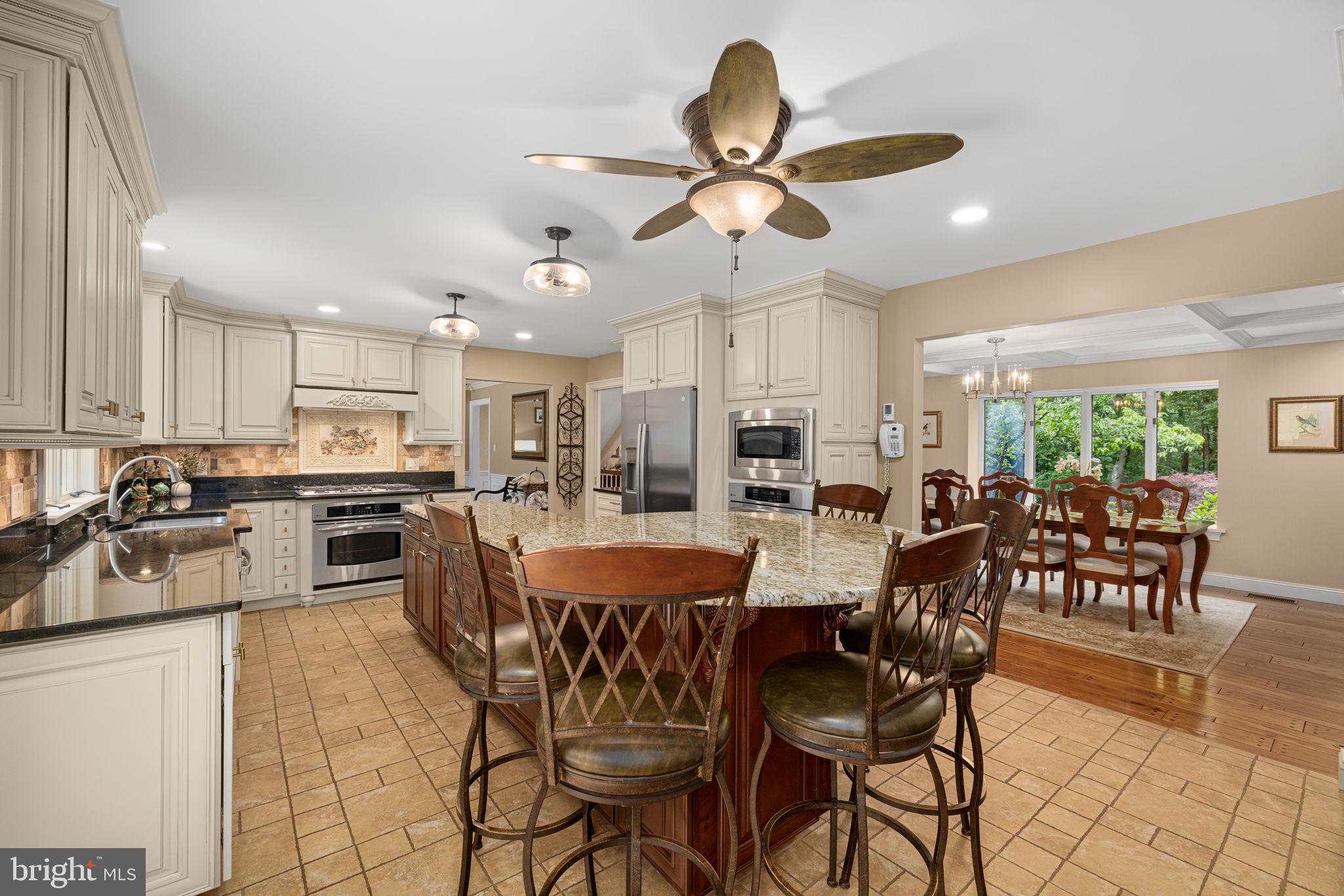 SHADOWALK - Residential