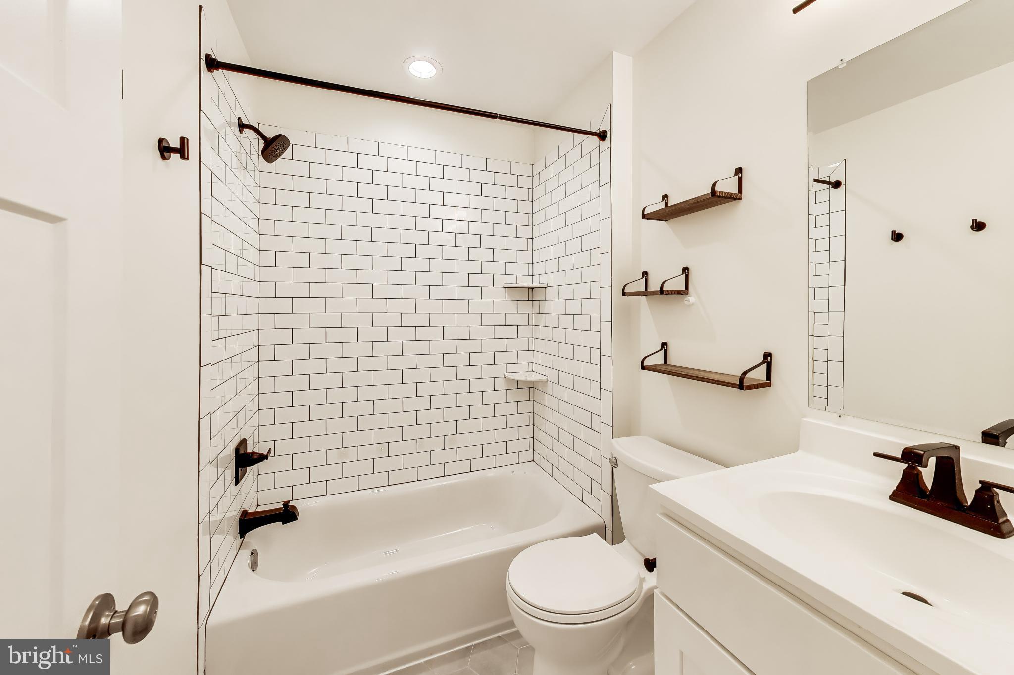 ROSEDALE PARK - Residential