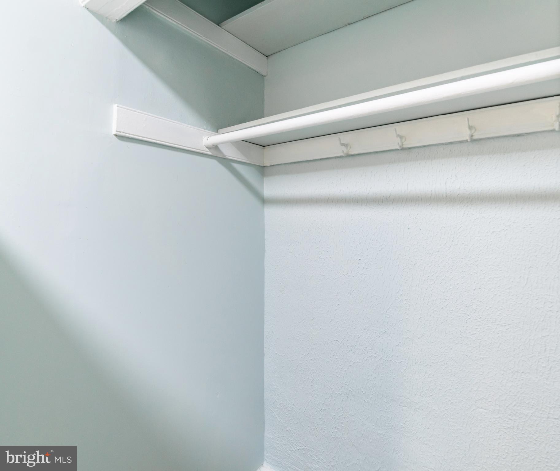 OVERBROOK - Commercial Sale