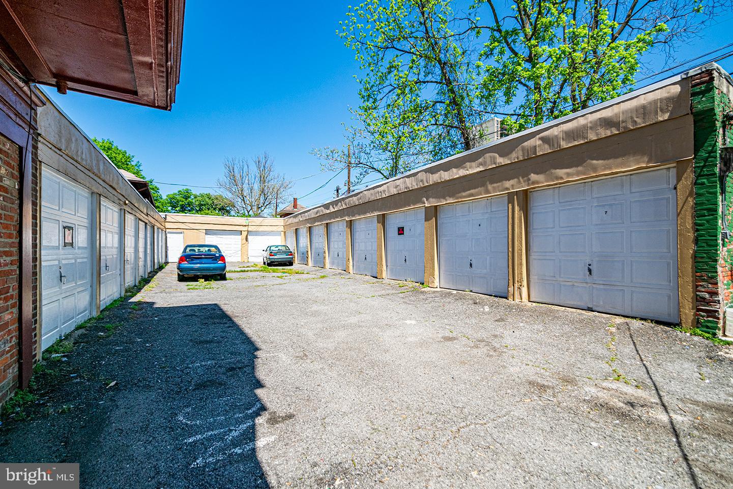 OVERBROOK - Commercial Sale