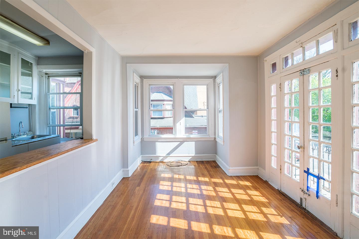 OVERBROOK - Commercial Sale