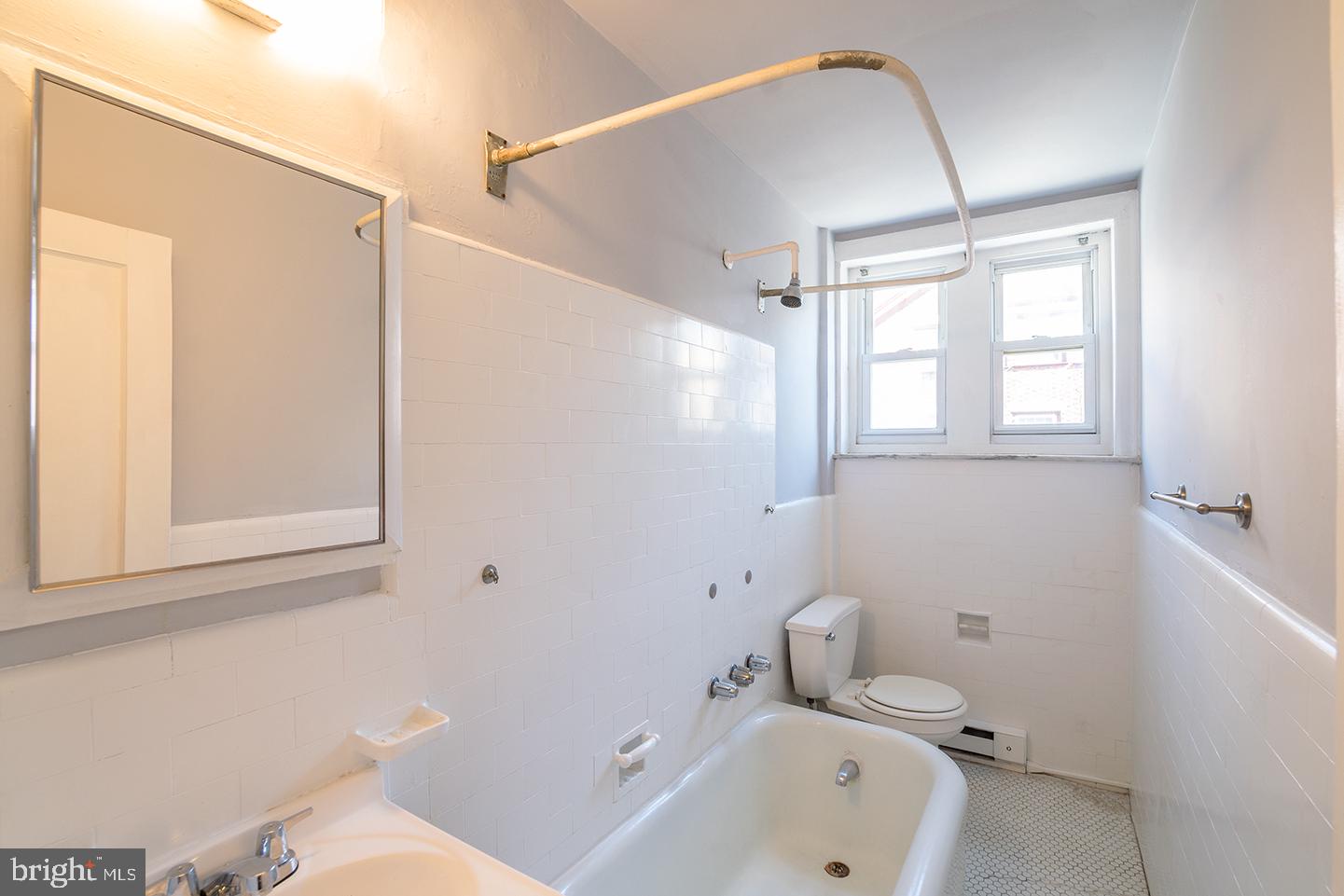 OVERBROOK - Commercial Sale