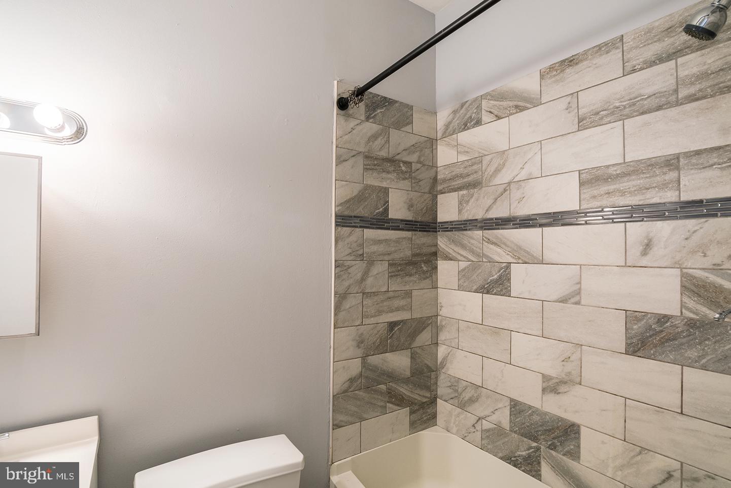 OVERBROOK - Commercial Sale