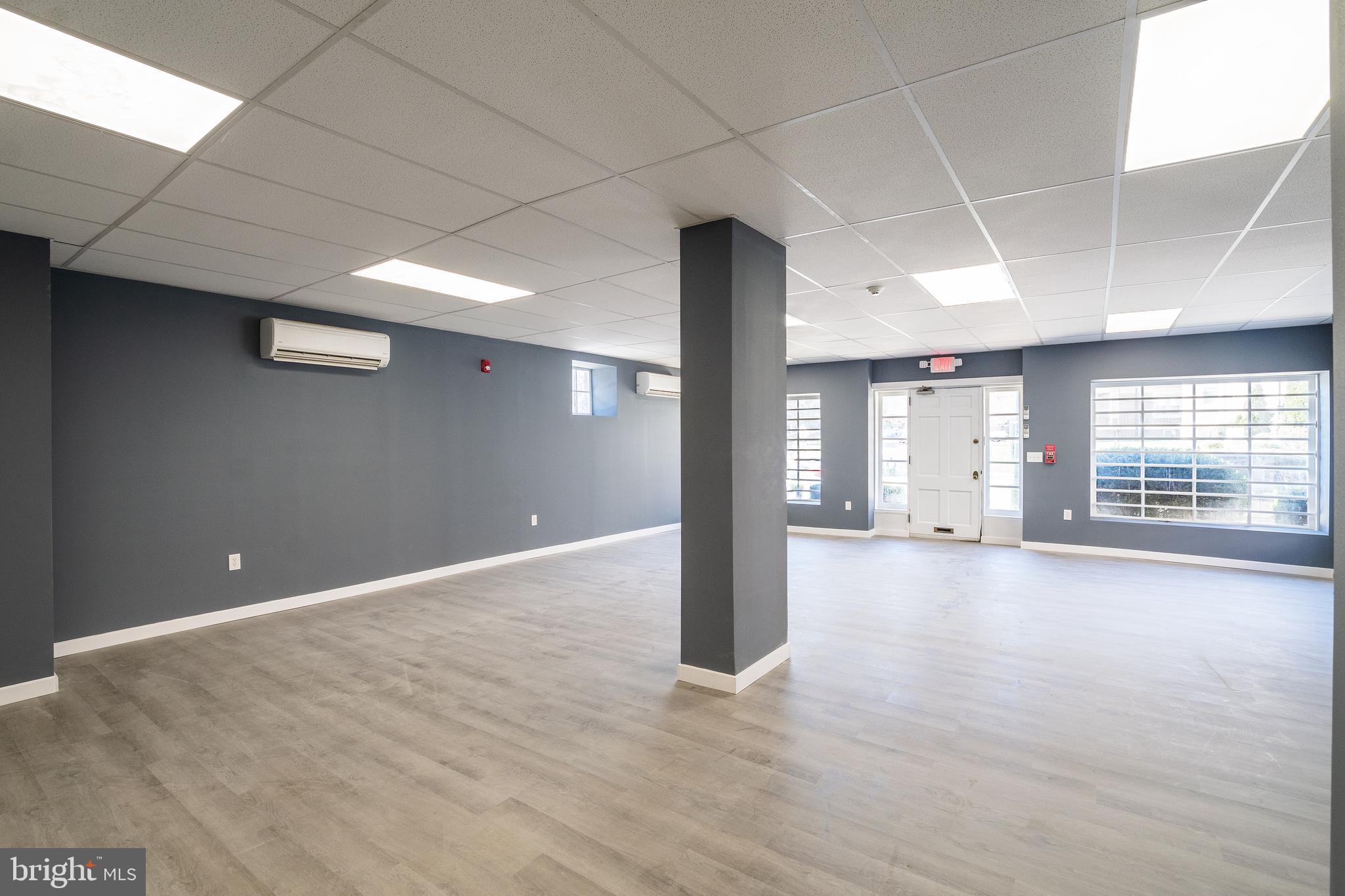 OVERBROOK - Commercial Sale