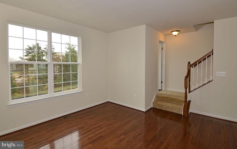 RIVER POINTE - Residential Lease