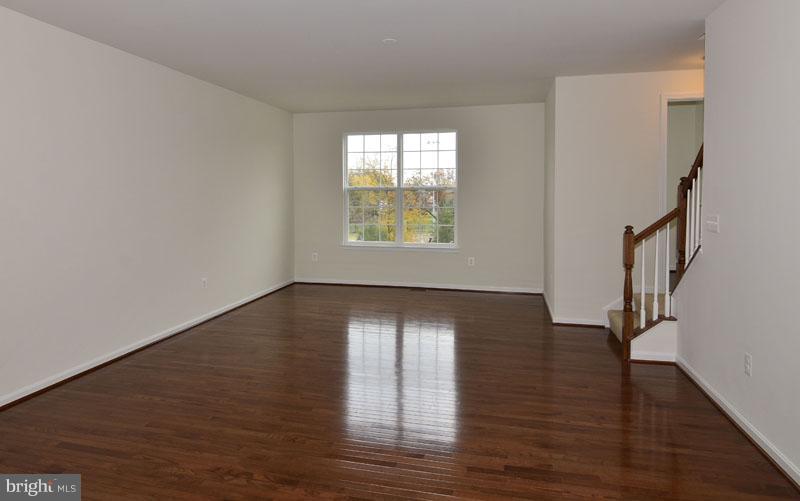 RIVER POINTE - Residential Lease