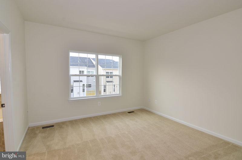 RIVER POINTE - Residential Lease