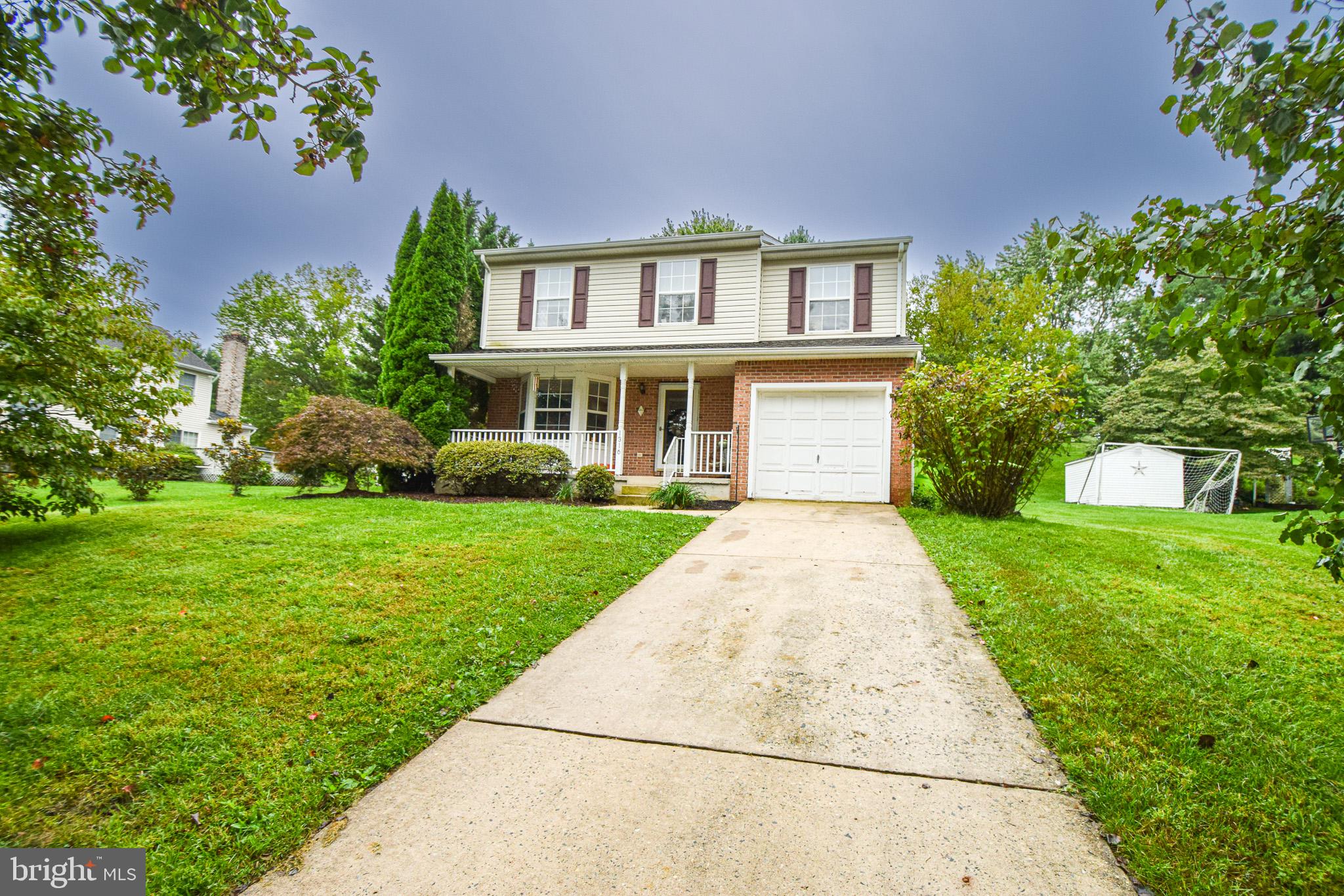 1316 CHESHIRE LANE