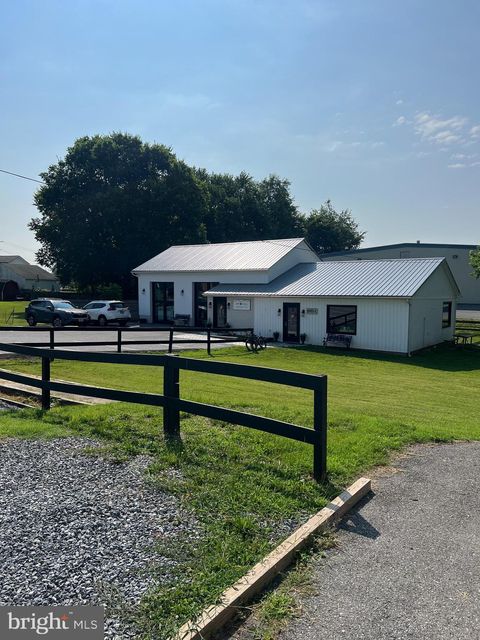 Photo of 8995 - A Urbana Church Road, FREDERICK, MD 21704 (MLS # MDFR2073898)