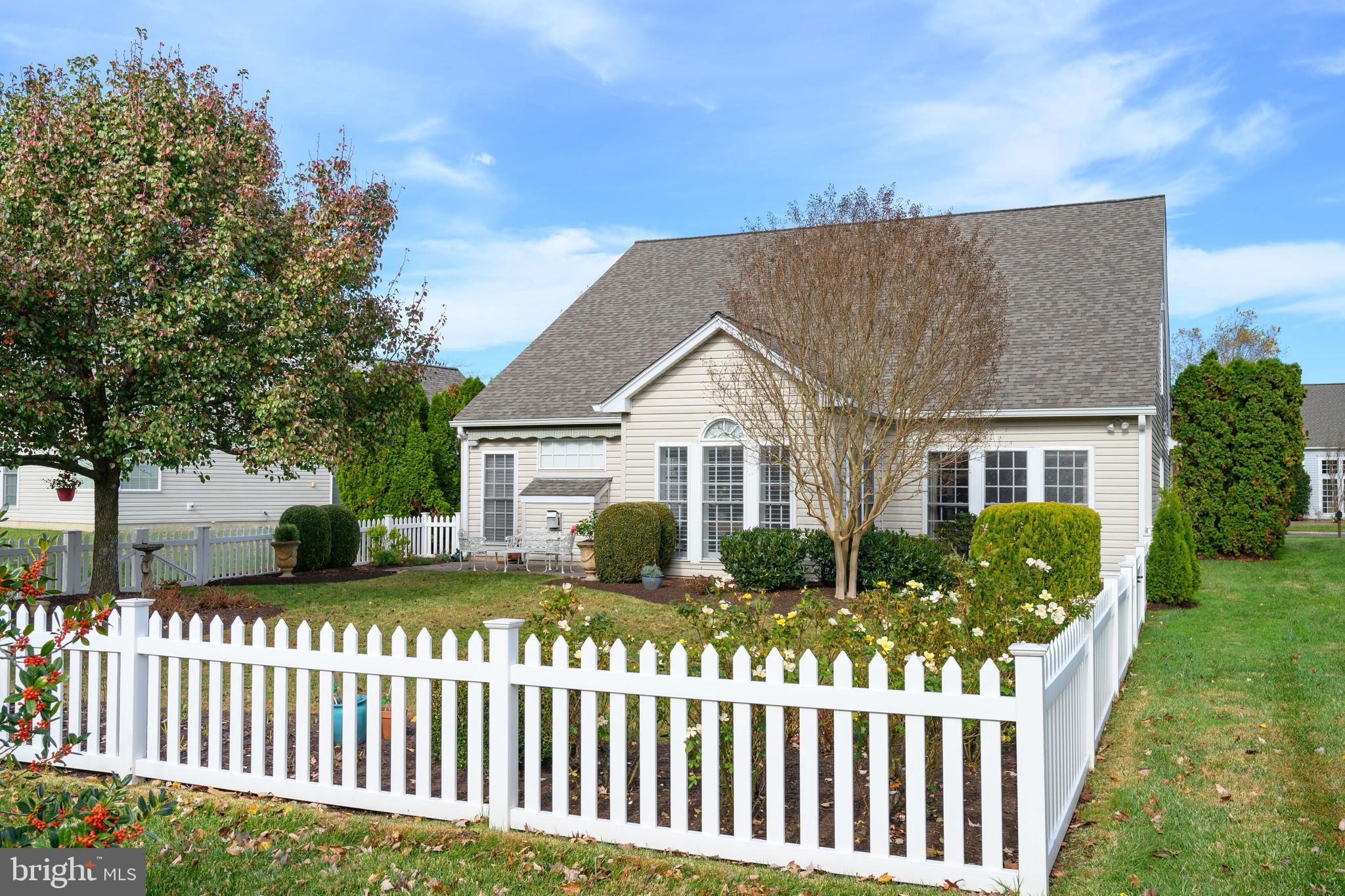 EASTON CLUB EAST - Residential