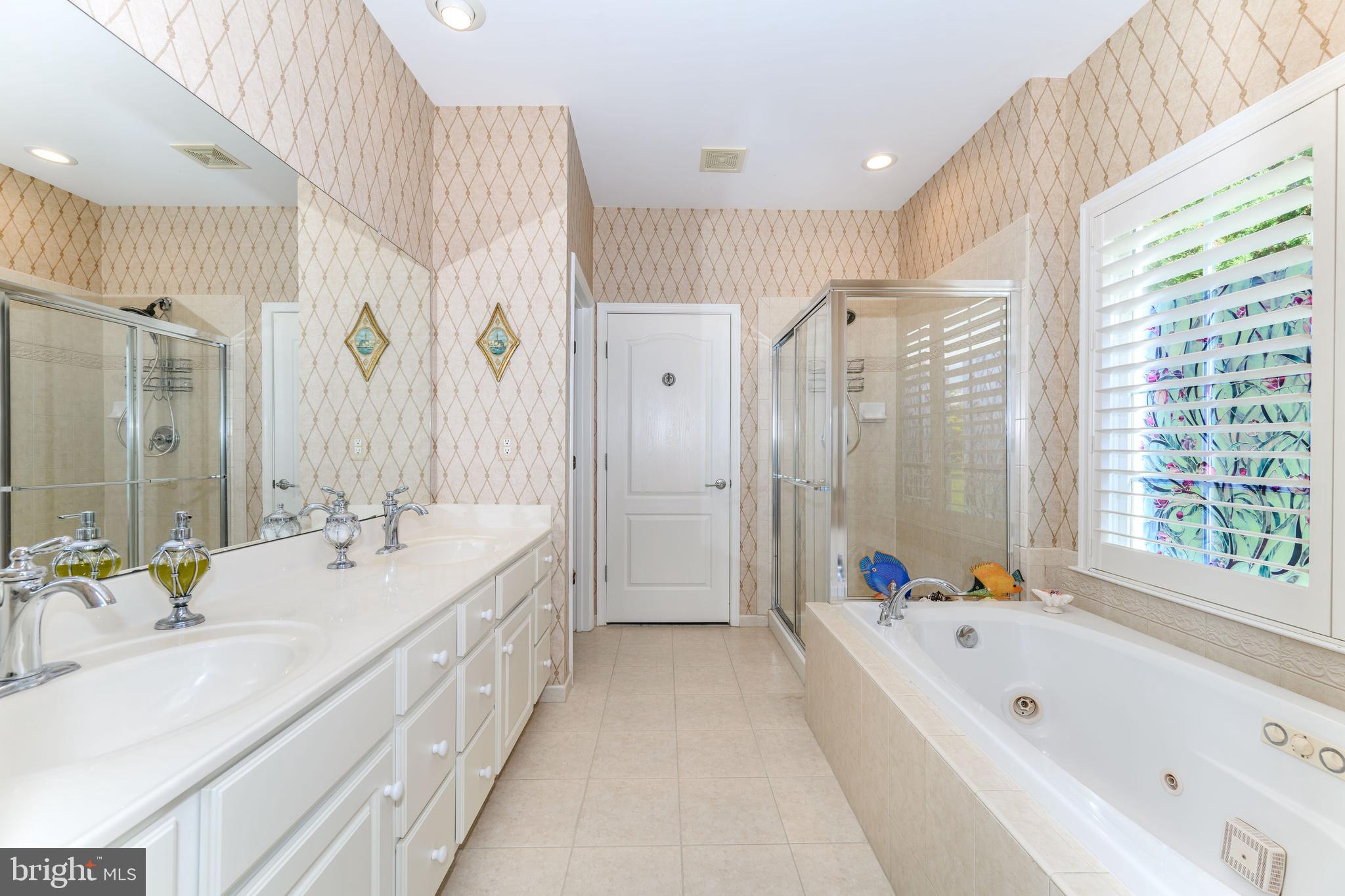 EASTON CLUB EAST - Residential